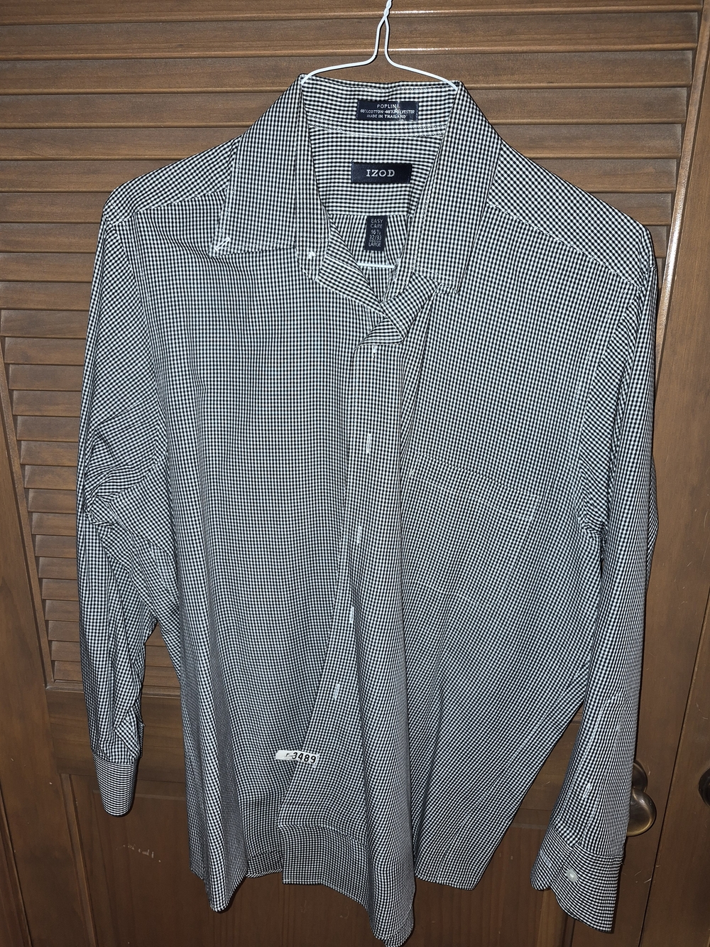 Izod Men’s Black & White Tiny Check Dress Shirt
